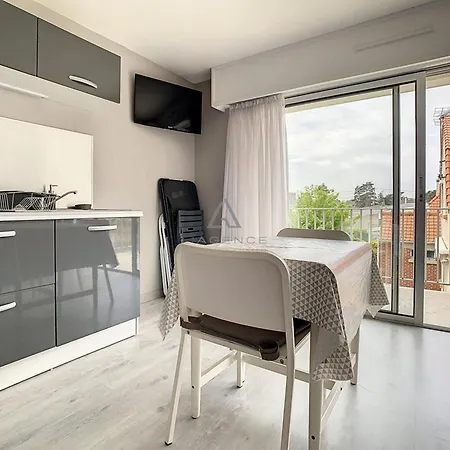 Renove Avec Balcon, Parking Prive, Proche Centre-ville Et - 2 Pers Apartment Stella-Plage