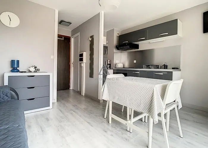 Renove Avec Balcon, Parking Prive, Proche Centre-ville Et - 2 Pers - Fr-1-236-84 Stella-Plage